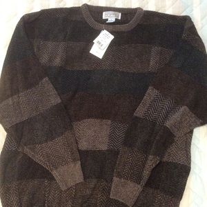 Men’s sweater